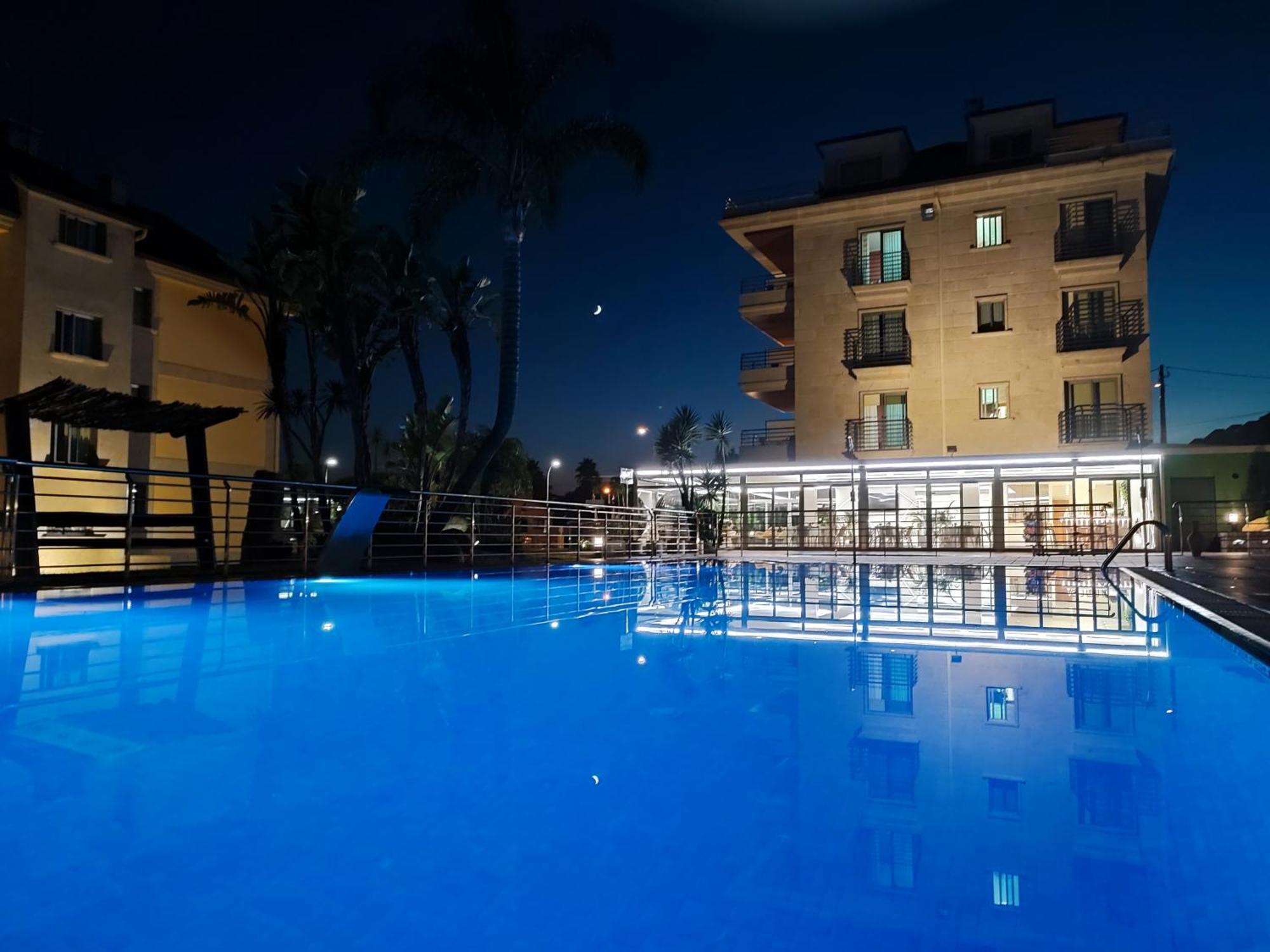 Apartamentos Marsil Montalvo Esterno foto